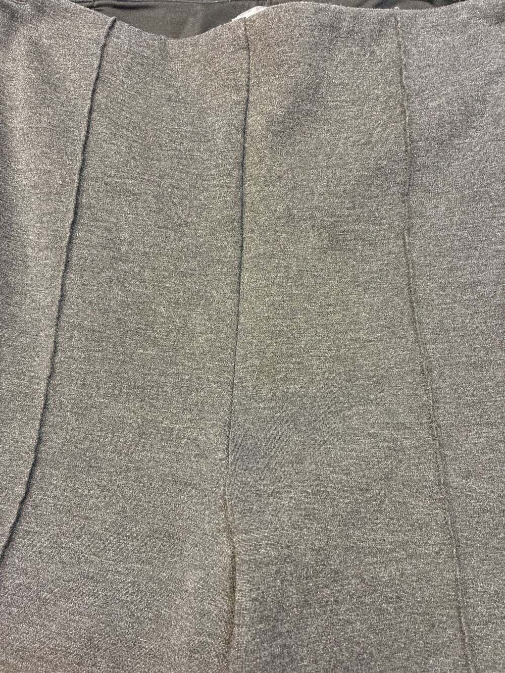 Lyssé Grey Wide Leg Ponte Pants with Front Seam Size L - Picture 3 of 6